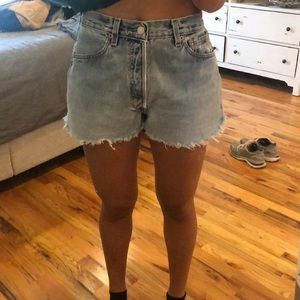 Levi high waisted shorts